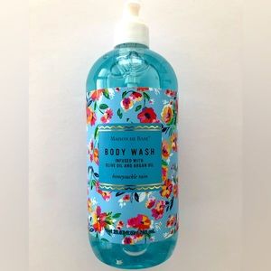 MAISON DE BASE BODY WASH INFUSED WITH OLIVE IOL AND ARGAN OIL (760ml)